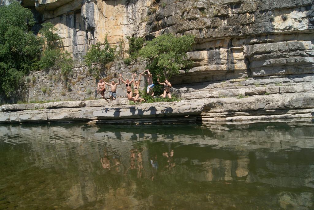 Camping Le Coin Charmant Chauzon Exterior photo